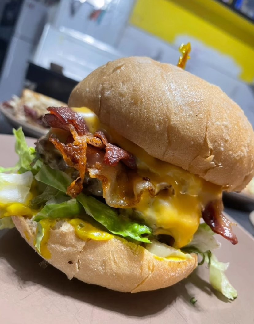 Bacon cheeseburger